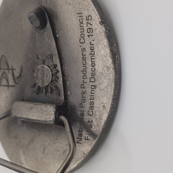 Hogs are Beautiful Belt Buckle - Picture 3 of 5